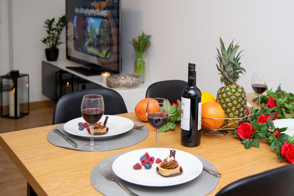 Maya's Flats & Resorts 49 - spacious 3 rooms apart - 10