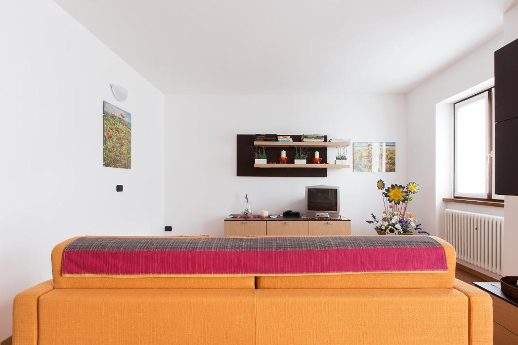 TV a/nebo společenská místnost v ubytování B&B La Corte