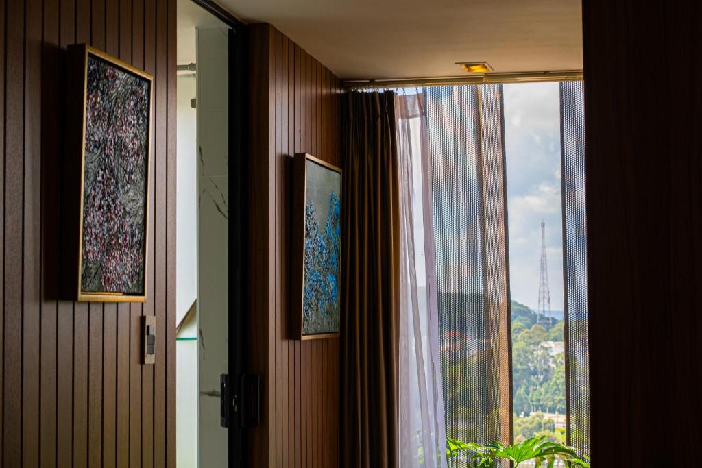 Suite Signature