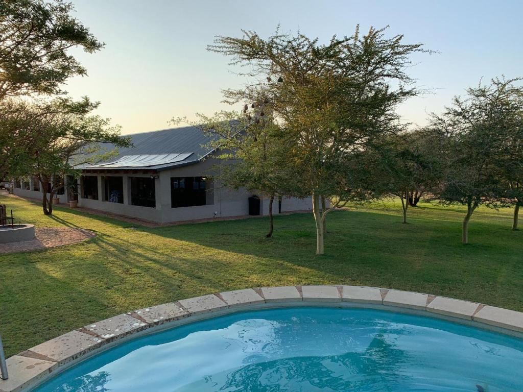 Πισίνα στο ή κοντά στο Tula Baba Game Lodge