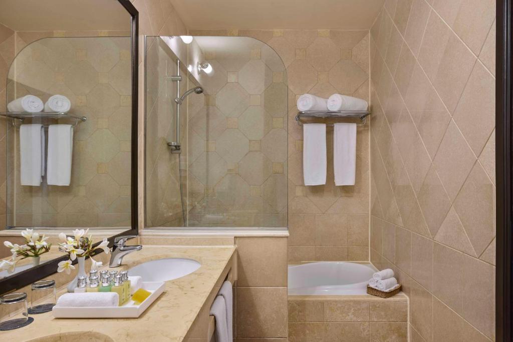 JAZ Lamaya Resort - 17