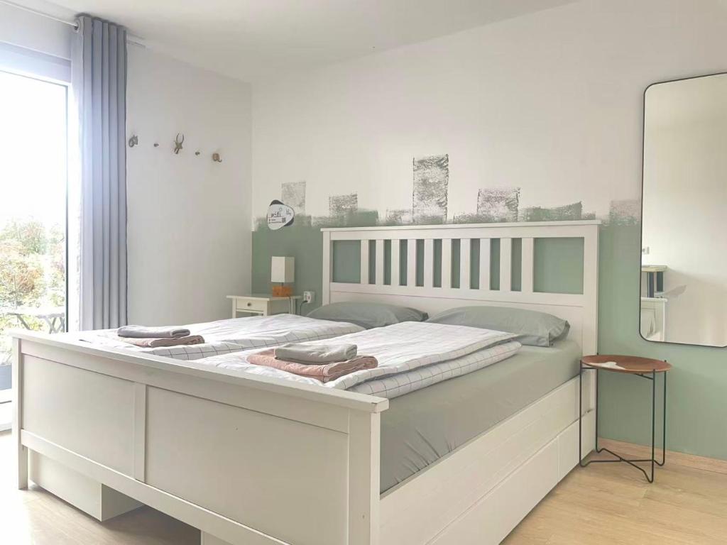 Imagen de la galería de Homestay with private entrance and bathroom along A3, en Niederdorla