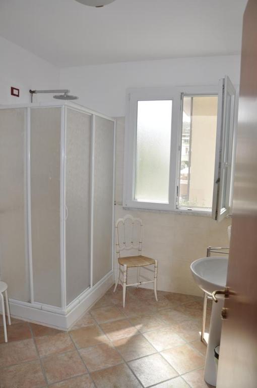 Kúpeľňa v ubytovaní Bed & Breakfast 4U PARCHEGGIO INTERNO