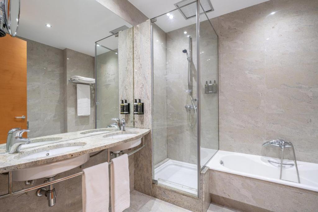 Eurostars Puerta Madrid - Resim 3