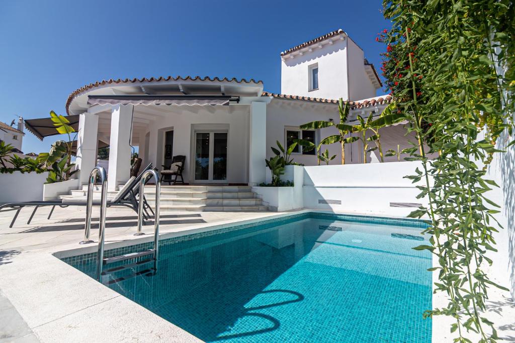 Villa in Benalmadena Puerto Marina by the beach