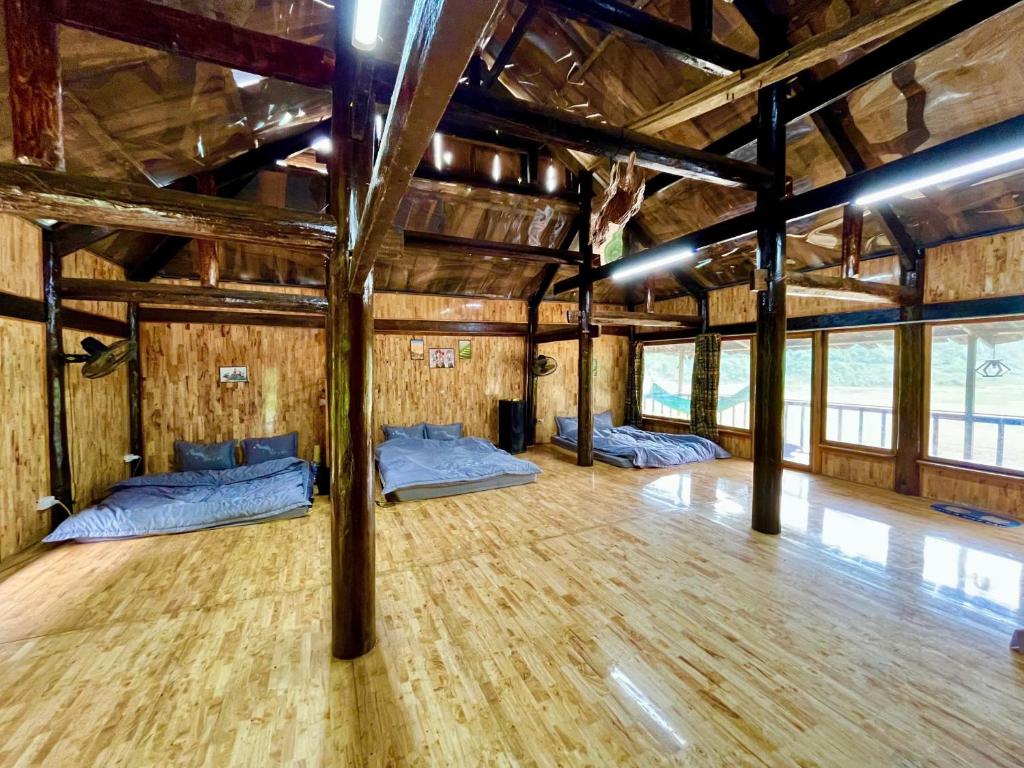 Postel nebo postele na pokoji v ubytování Chill Chill Mù Cang Chải homestay