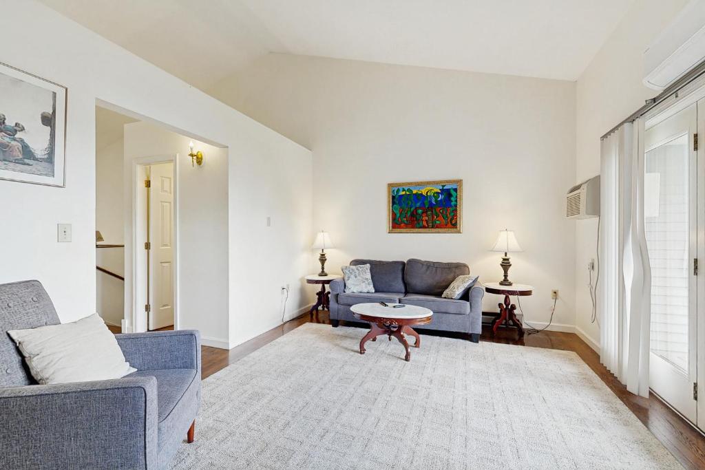 Posezení v ubytování Birch Tree Lane - Unit 313