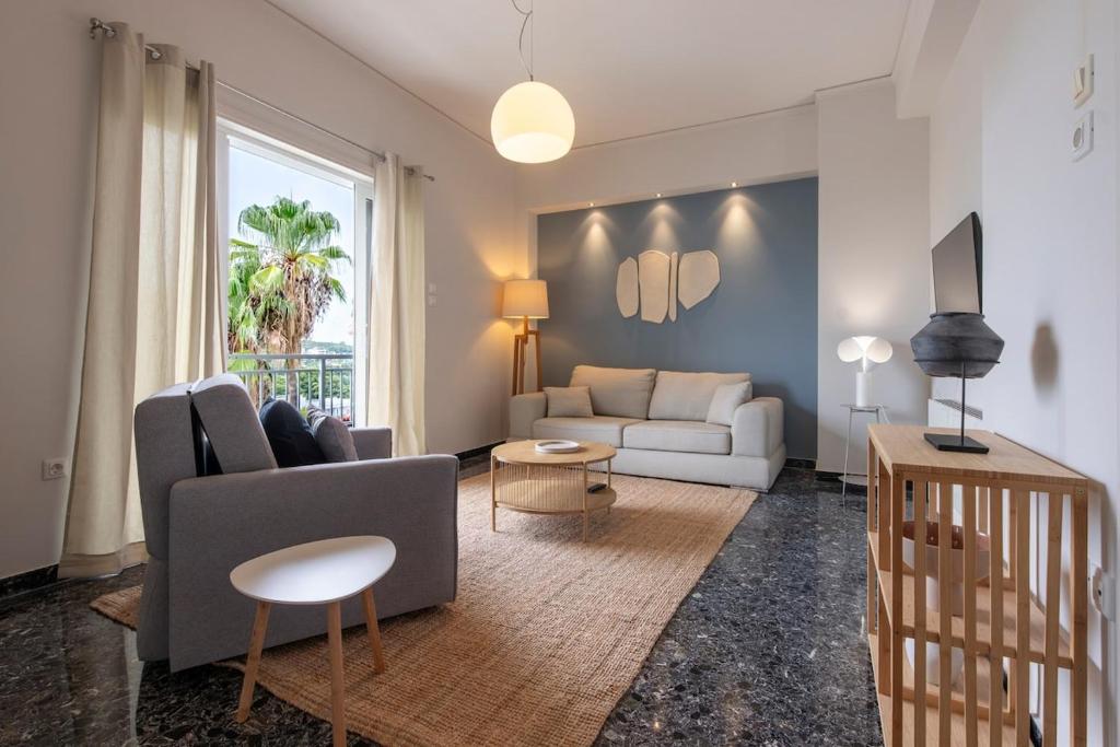 Zen Vouliagmeni Beach Apartment 2