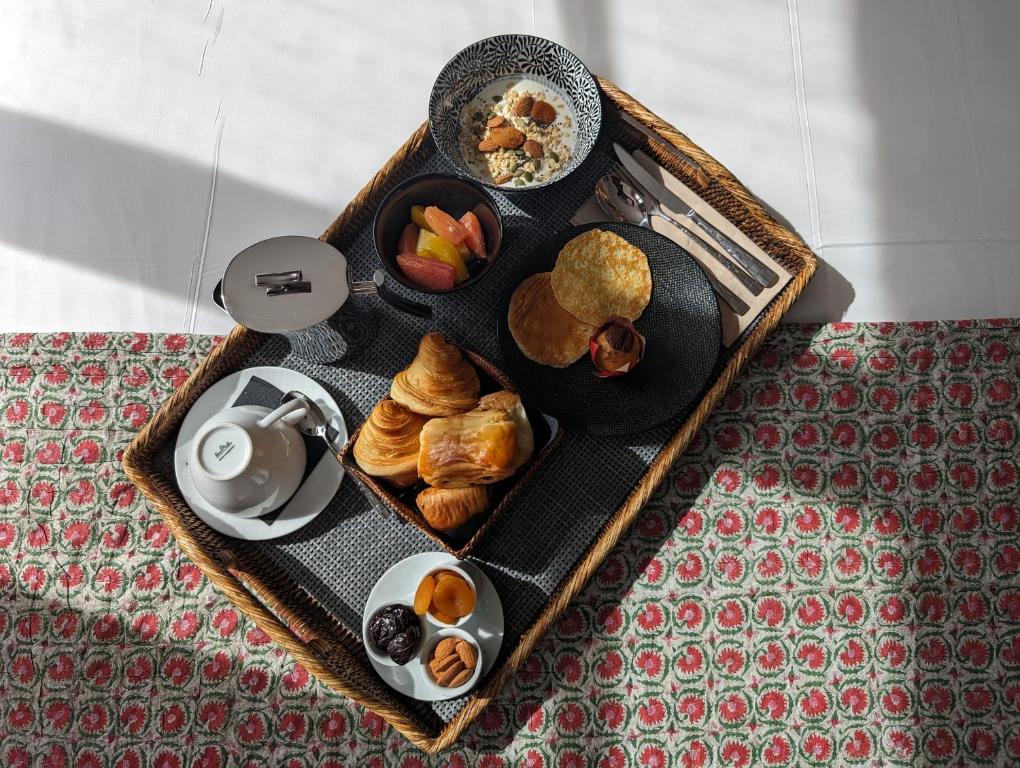 Hôtel Adèle & Jules - Resim 18