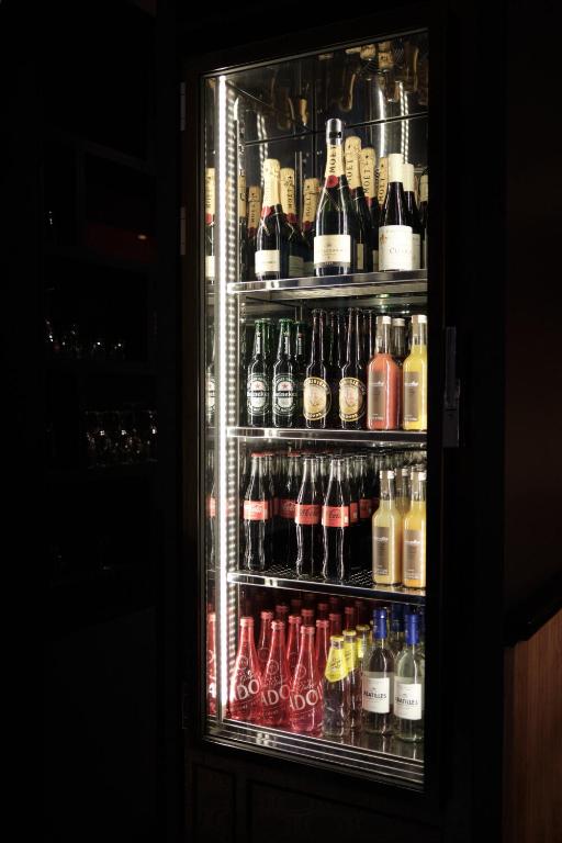 Hôtel Adèle & Jules - Resim 35