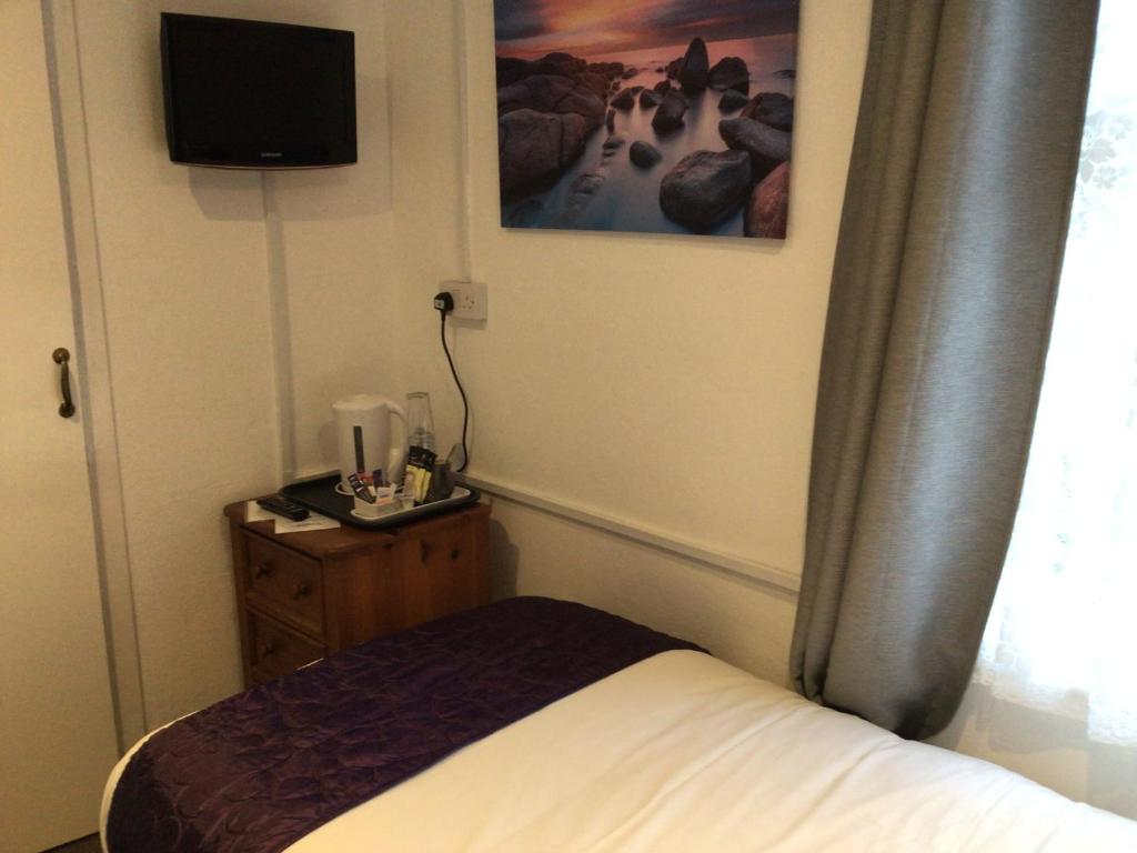 White Swallow Hotel - Resim 20