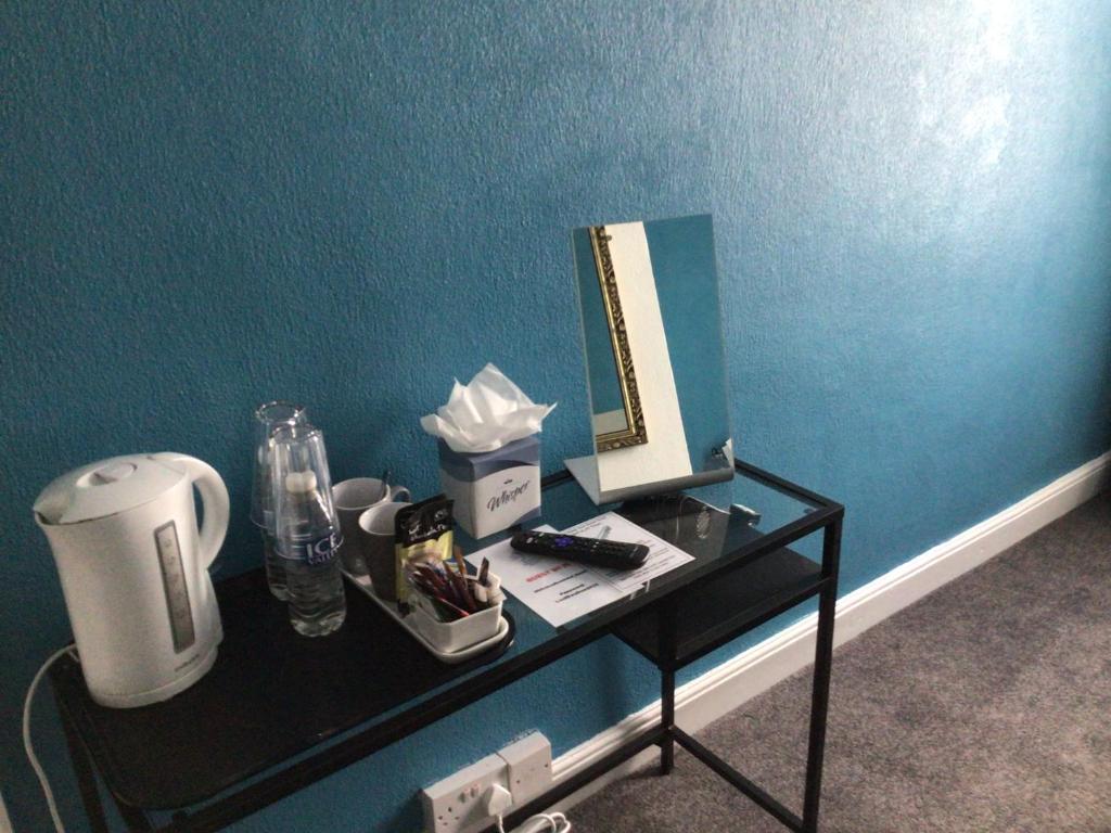 White Swallow Hotel - Resim 7