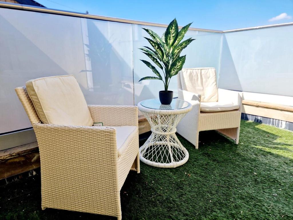 Posezení v ubytování Hamilton - The Hyde Luxury Let