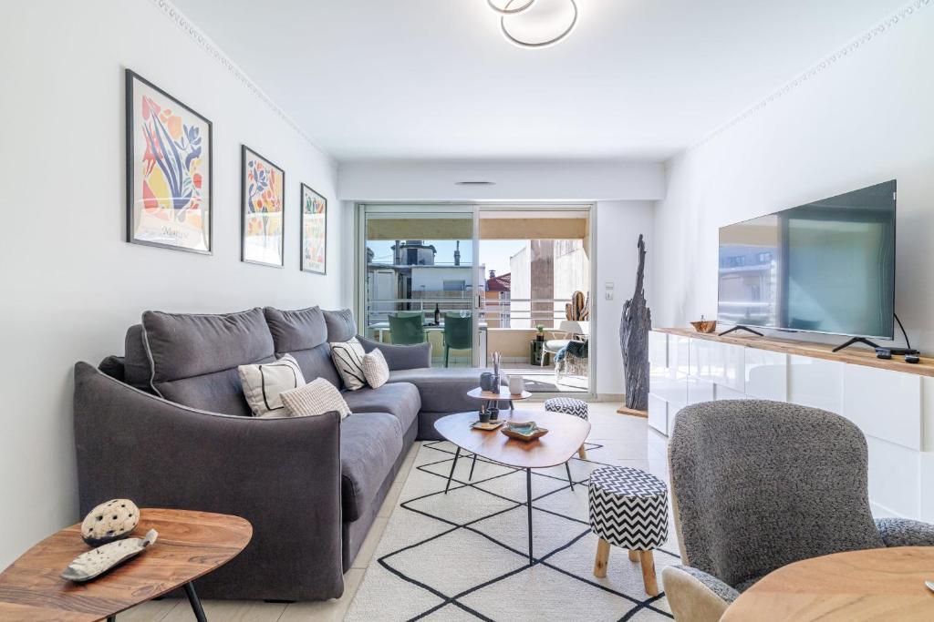 MY CASA - PALAIS MED 702 D - 2 bedroom Down Town with Terasse AC