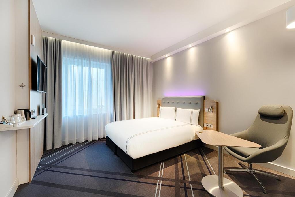 Premier Inn Frankfurt Westend - Resim 20