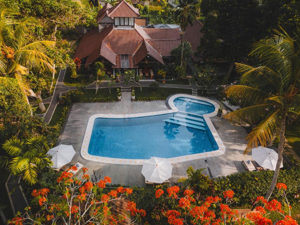 Swimmingpoolen hos eller tæt på Om Wellness Resort