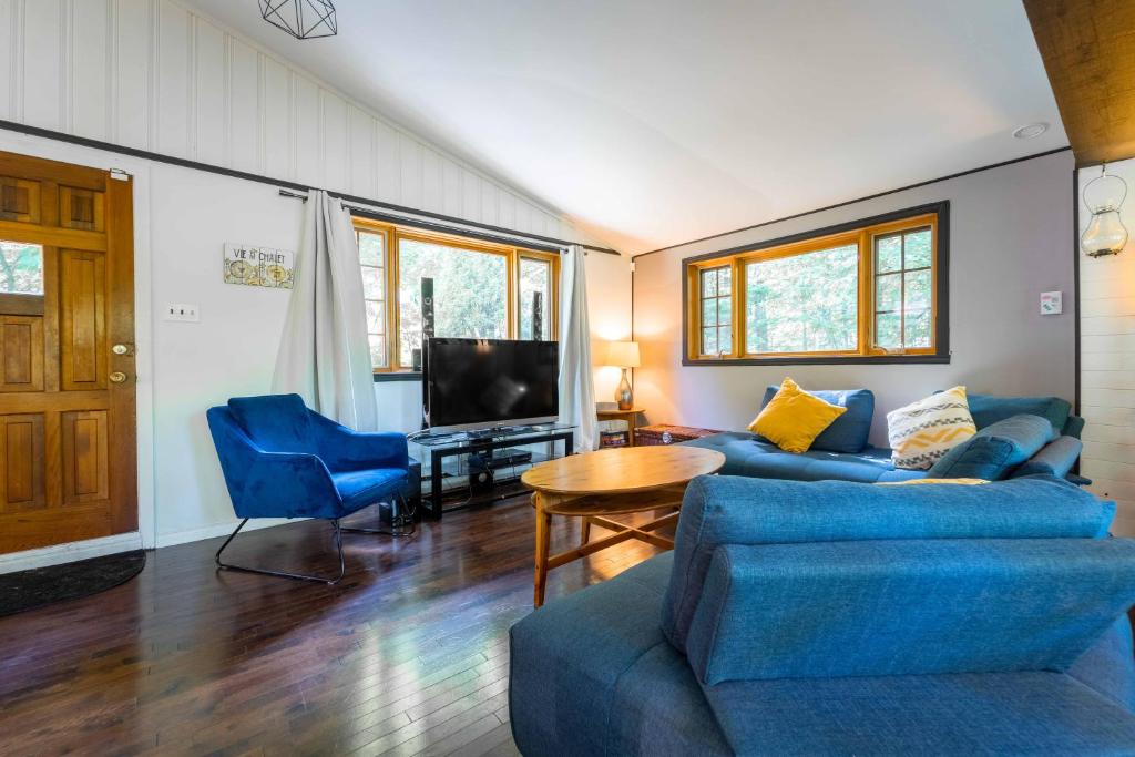 Istumisnurk majutusasutuses Le chaleureux Shack - Spa, lac & Ski