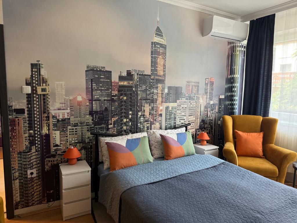 - une chambre avec vue sur la ville dans l'établissement Melinda Apartman, à Kisvárda