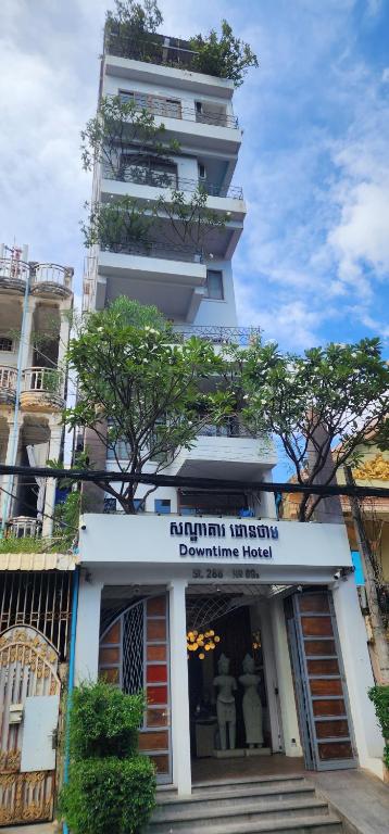 El edificio en el que está el aparthotel