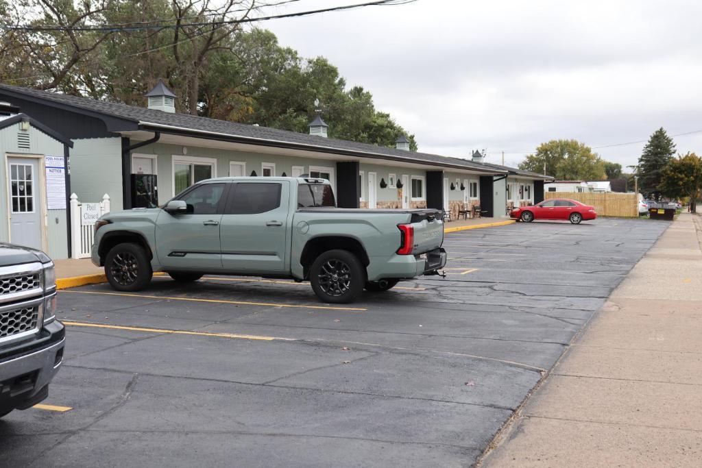 Best Nights Inn - Sparta photo