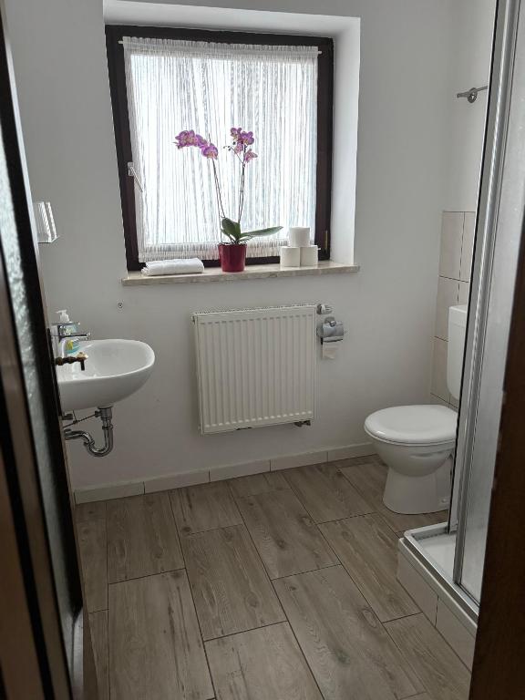 Gasthof Schrätzenstaller - Double Room With Balcony (3 Adults)