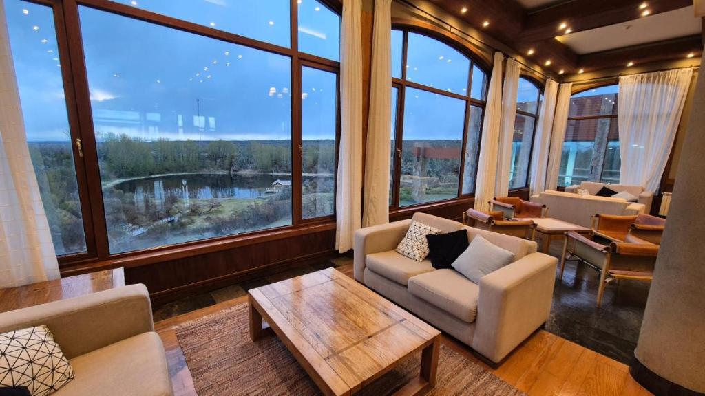 Hotel y Cabañas Llanuras de Diana - Caja Los Andes