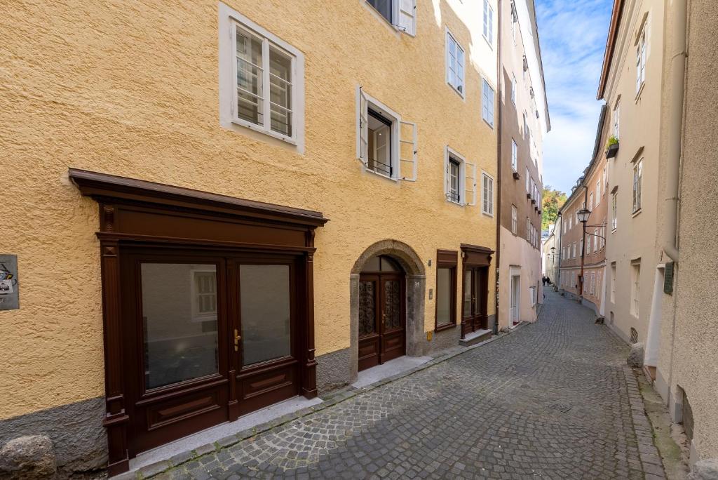 Cave-Salzburg - Resim 13