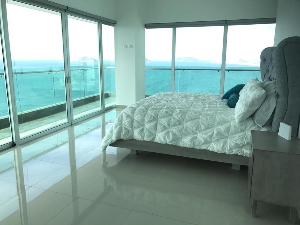 Torre M Luxury Condominium - 2 Bedrooms