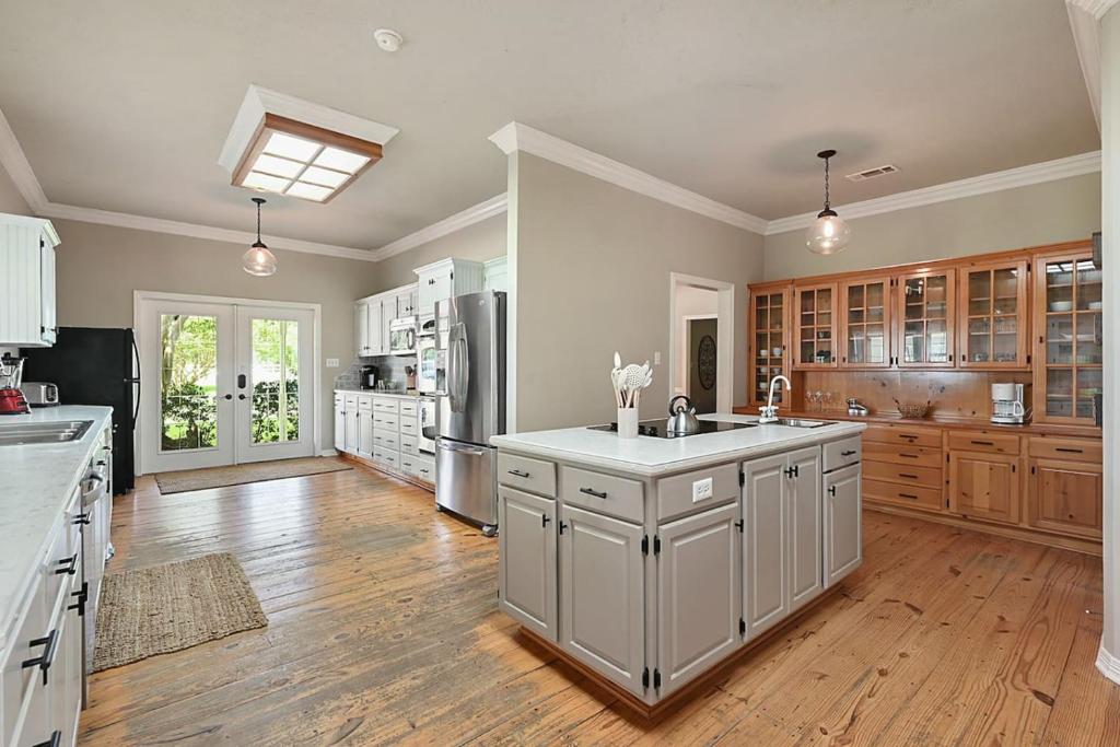 Rambling Ranch The Ultimate Gathering Place, College Station (prețuri ...