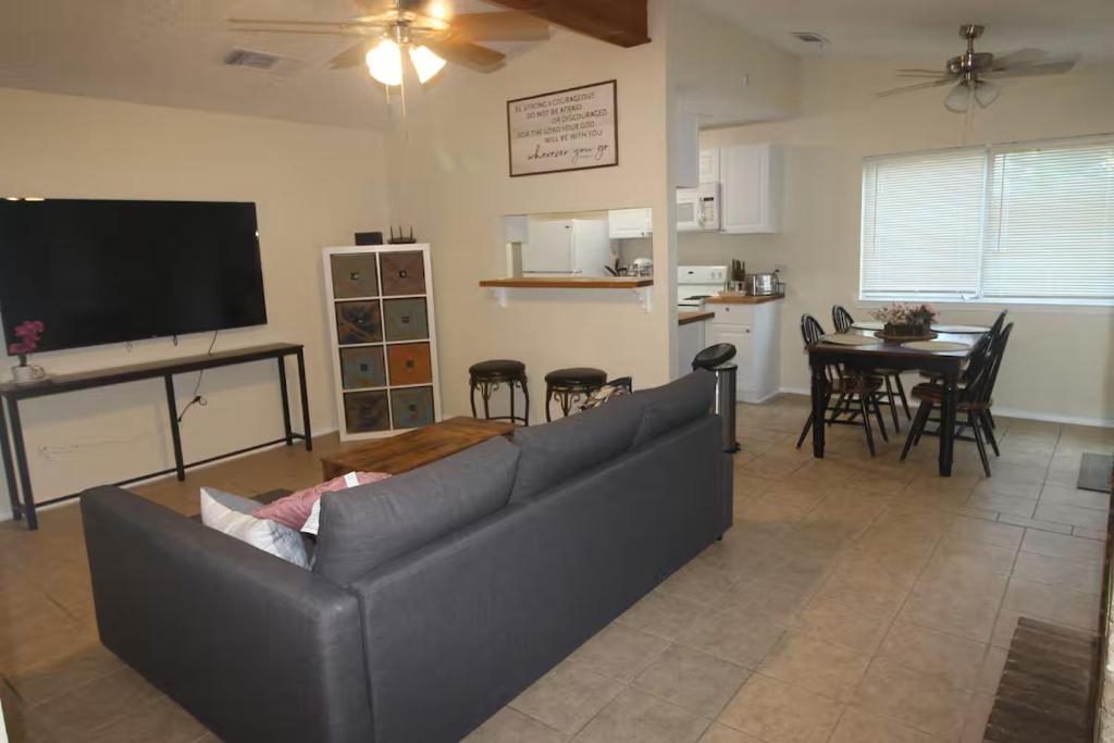 Gallery image of Quaint2brRetreat in Killeen