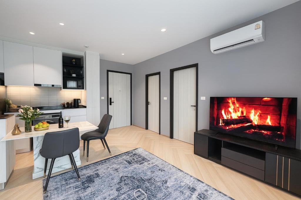 Best Interior Design Podcasts (2025) - Player FM - Elegant Apartment Interior Design Bang Bang Podcast