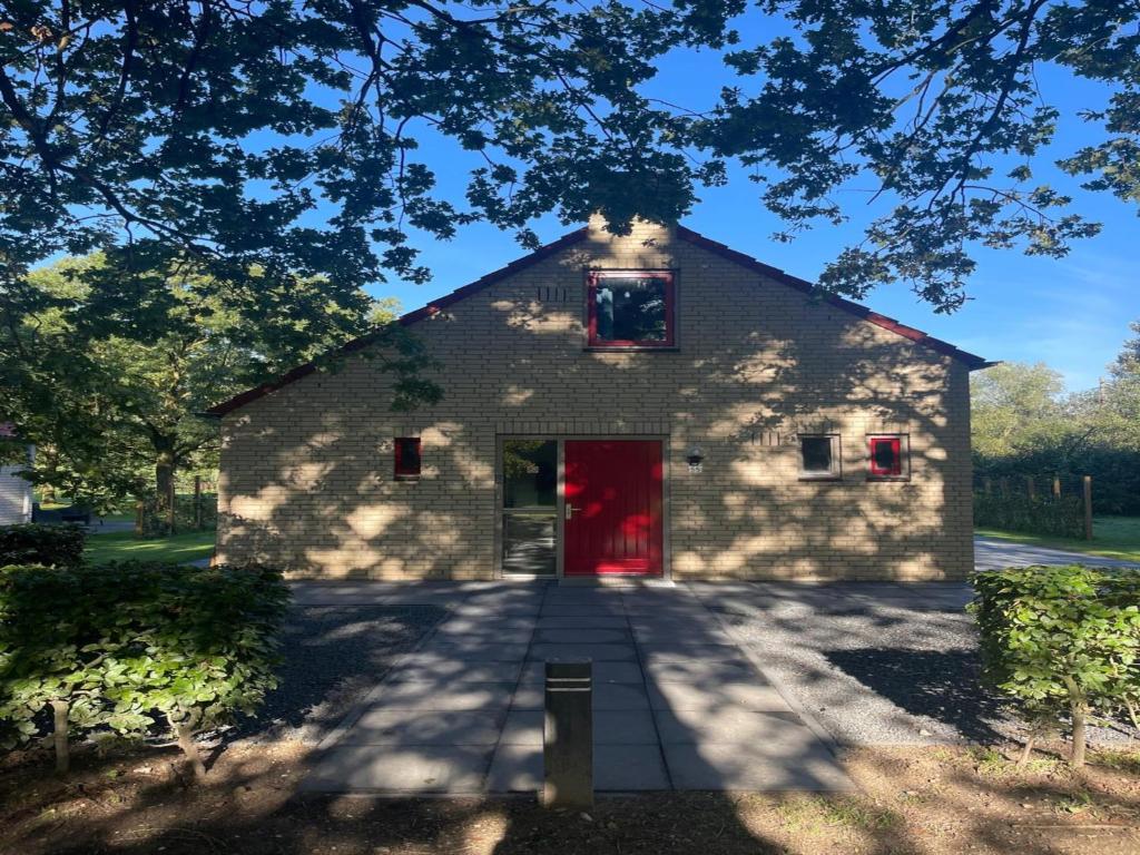 Budova, kde se prázdninový dům nachází