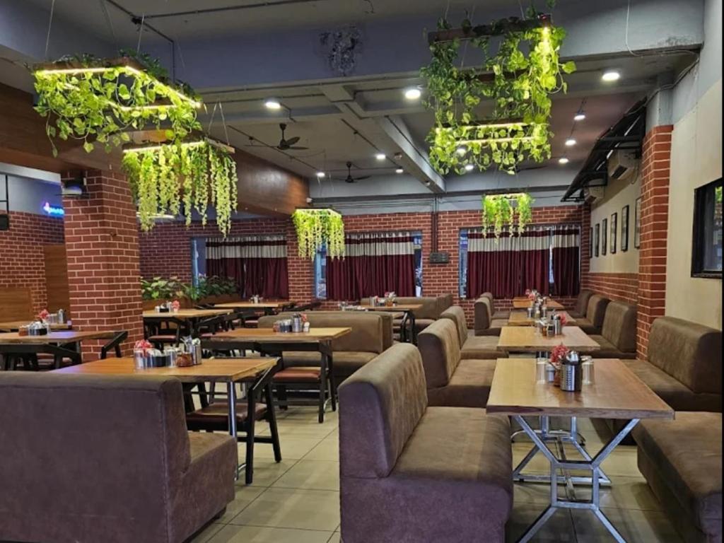 Posezení v ubytování Hotel Baroda Rooms & Banquet