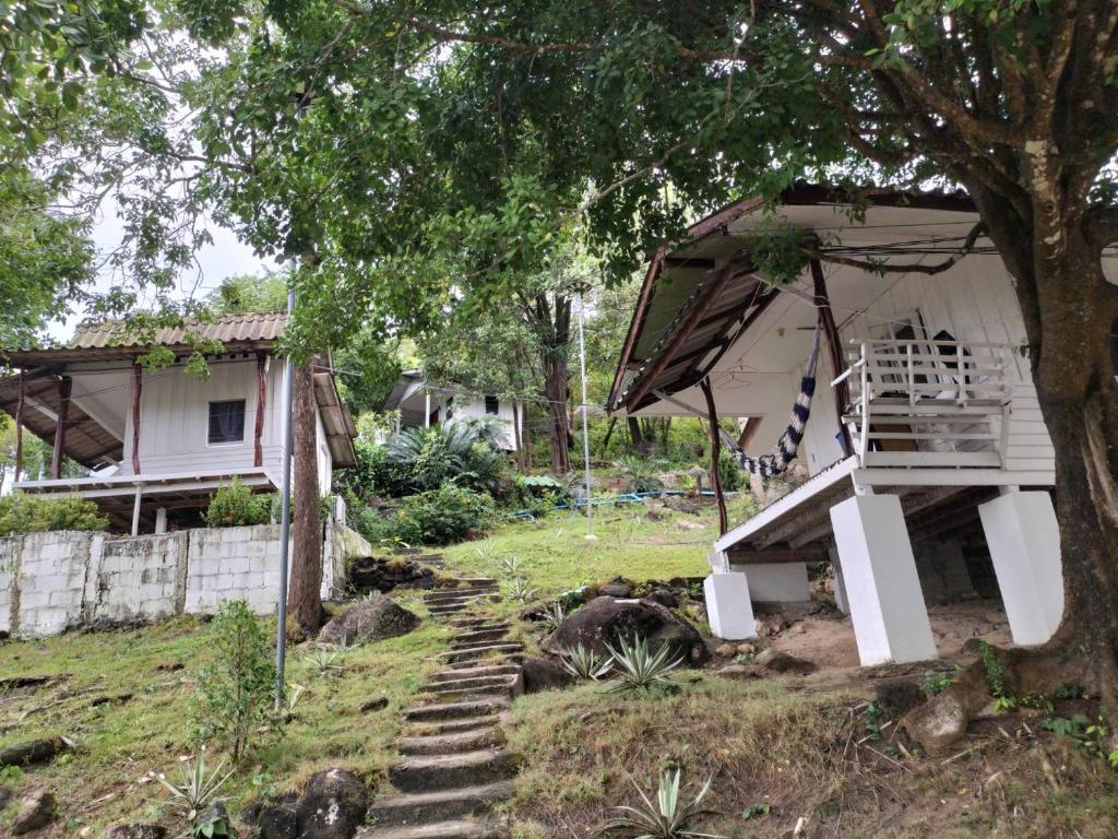 a house with stairs leading up to it at Laem Klong sae view in Koh Tao