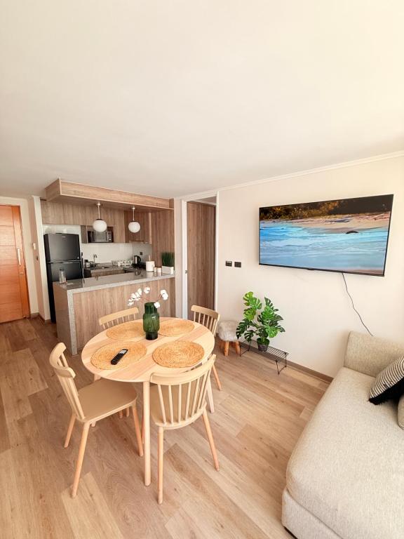 Una cocina o kitchenette en Departamento con estacionamiento incluido, Ideal para ir de compras y conectar con puntos turísticos