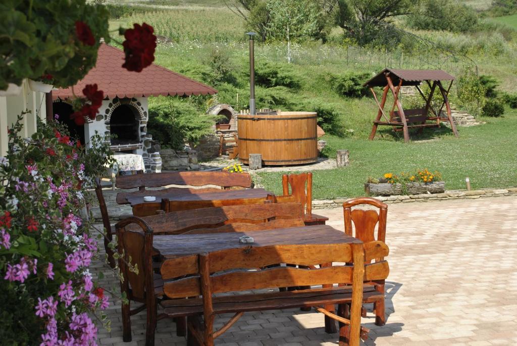 Zahrada ubytování Pensiunea Violeta
