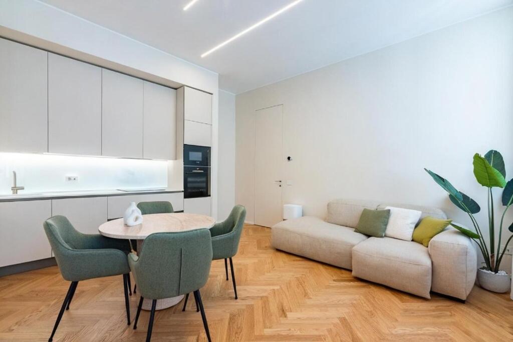 Luxury Apartment in Milano , Porta Venezia