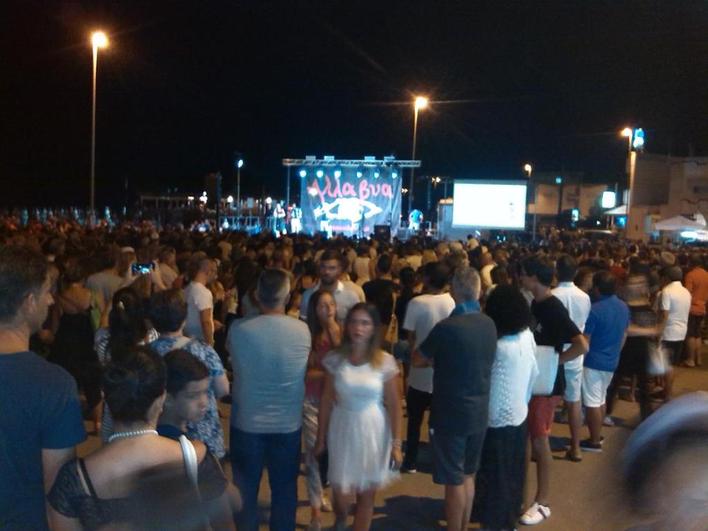 プレシッチェにあるCasa Tommasoの夜のコンサートの大勢