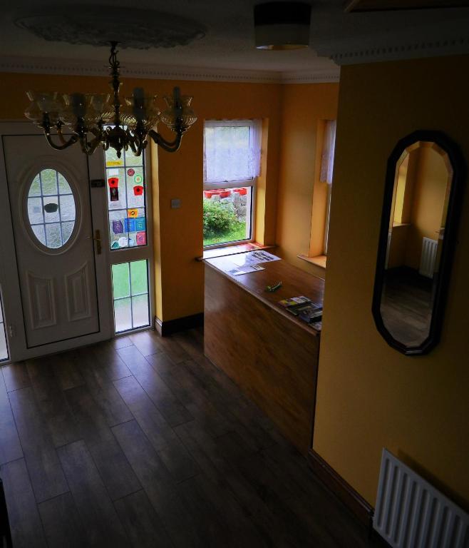 Kuchyň nebo kuchyňský kout v ubytování Doolin House