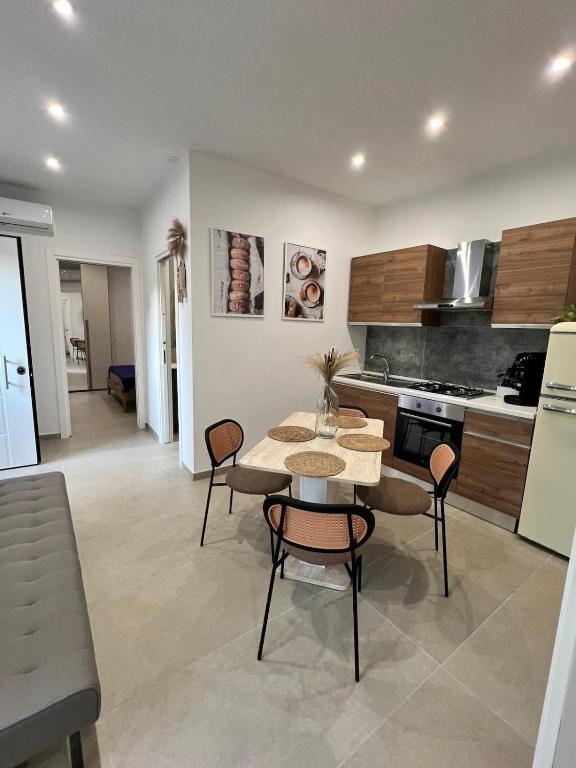 Η κουζίνα ή μικρή κουζίνα στο Dea Marinae vacation house