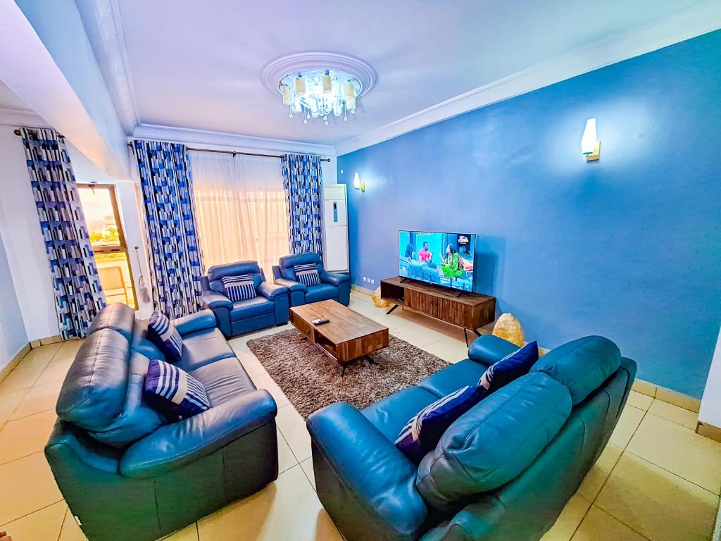 Μια τηλεόραση ή/και κέντρο ψυχαγωγίας στο LOUMIA RESIDENCY BONAPRISO