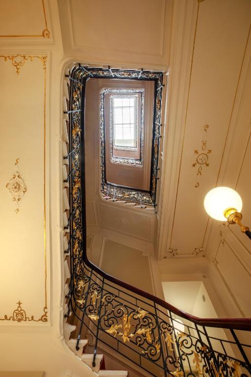 Hotel Golden Lamb - Resim 11