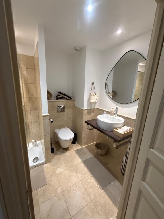 Koupelna v ubytování Esterel Bay