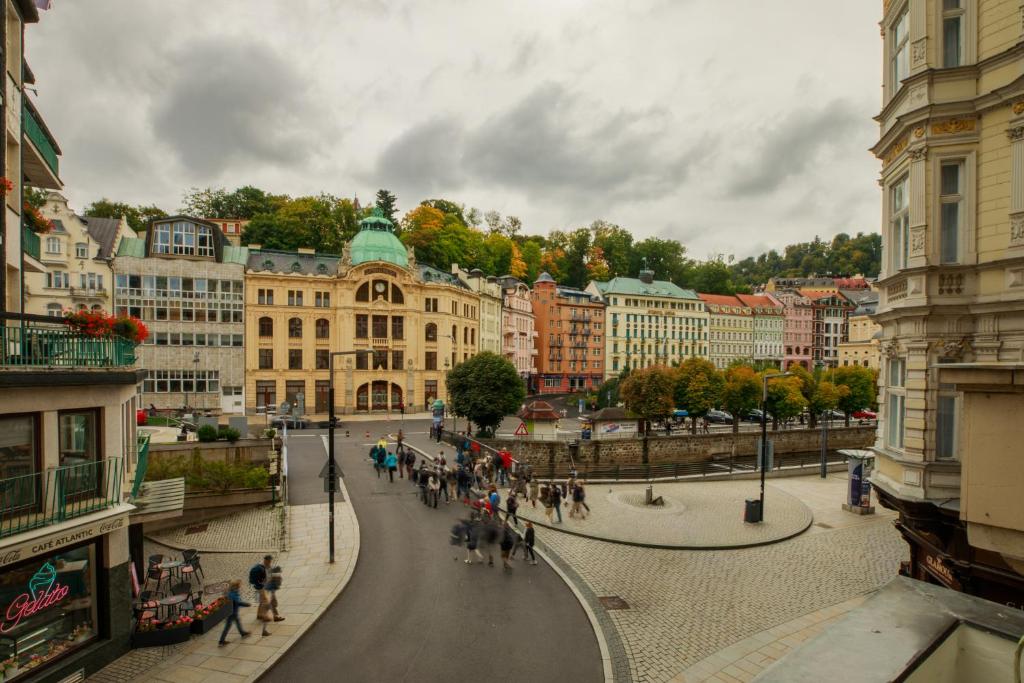 Hotel Golden Lamb - Resim 26