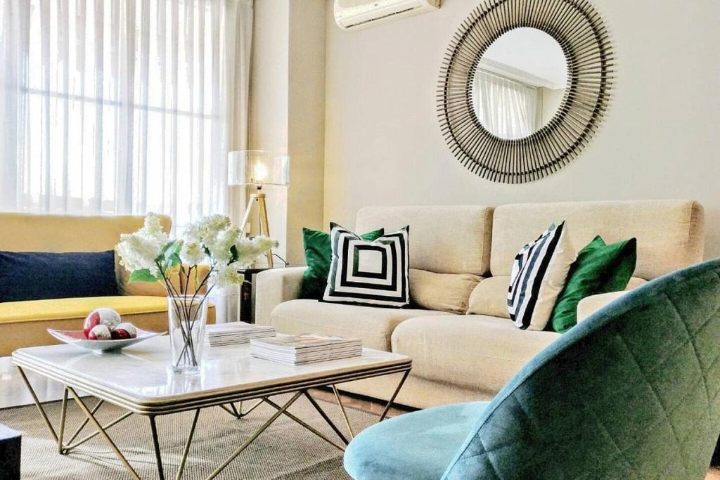 Gatsby by Bizflats Terrace Apartment near Camp Nou