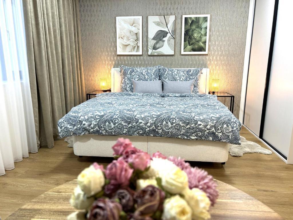 Una cama o camas en una habitación de Apartmán Klement A