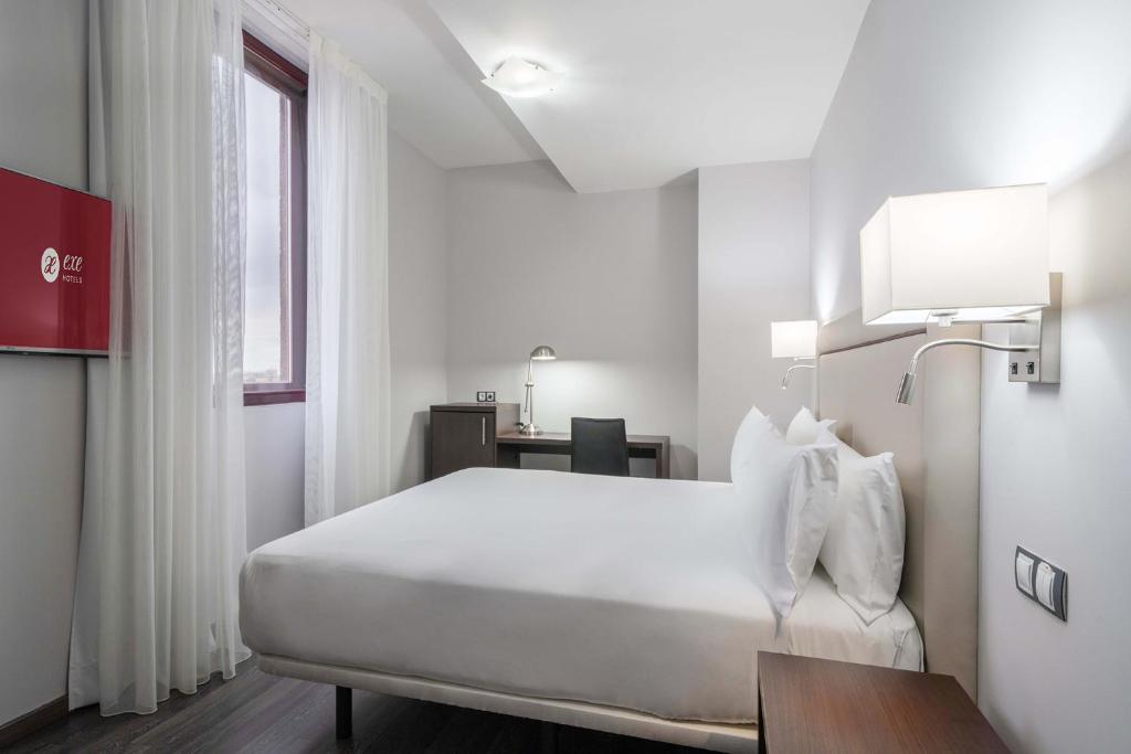 Exe Convention Plaza Madrid - Resim 26