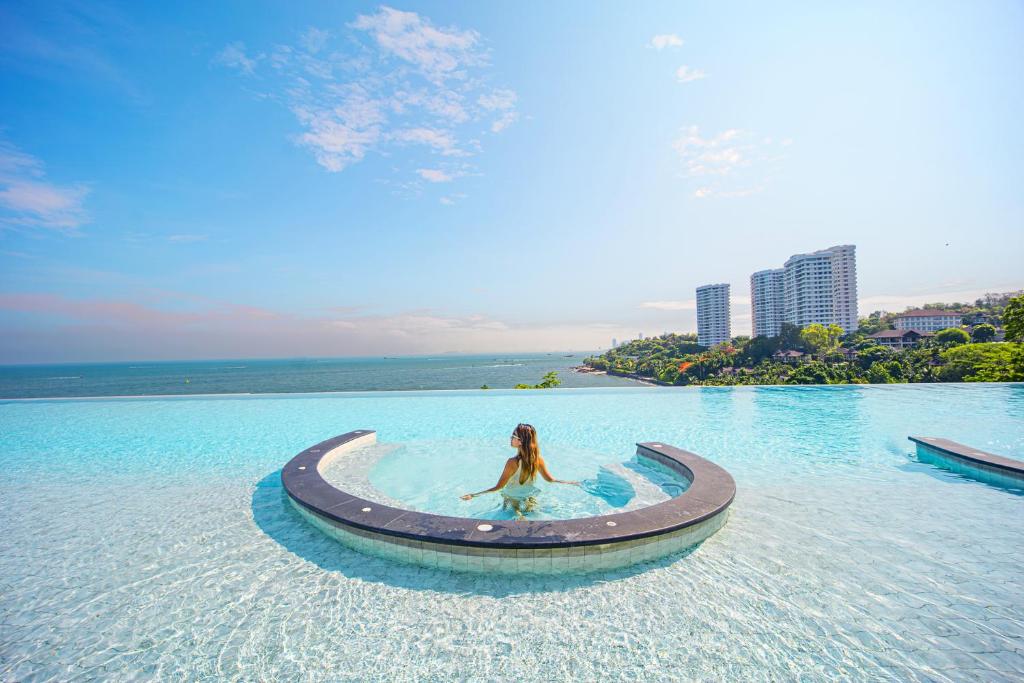 Royal Cliff Beach Hotel Pattaya - Resim 16