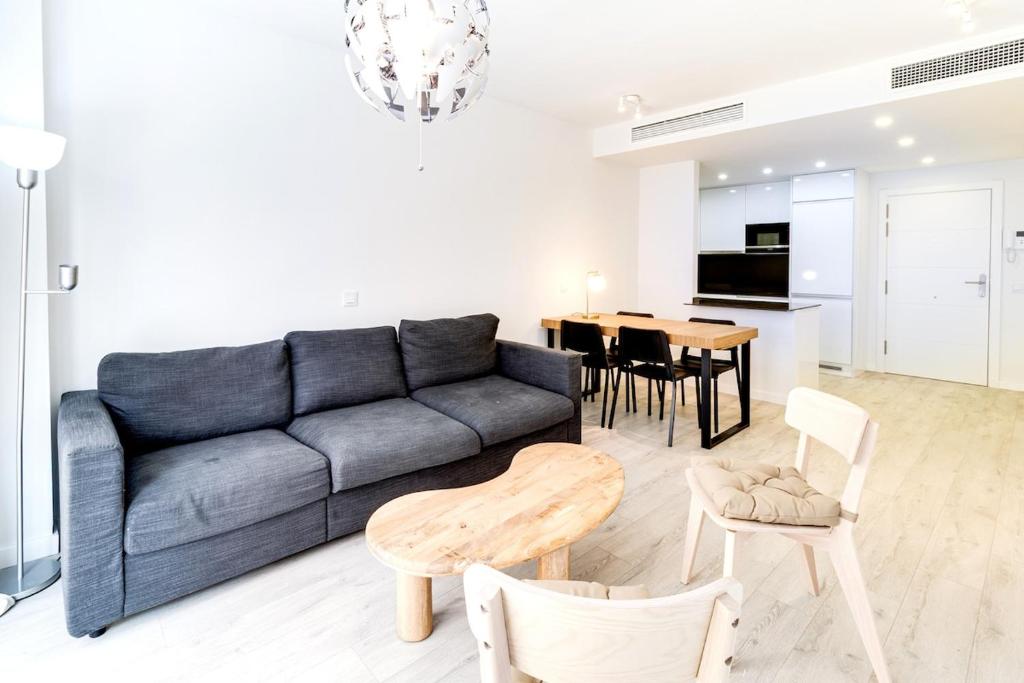 Seaside apartment in Estepona