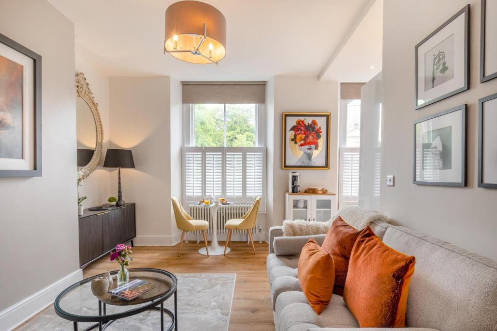 Χώρος καθιστικού στο Georgian Suite - Apartment 14